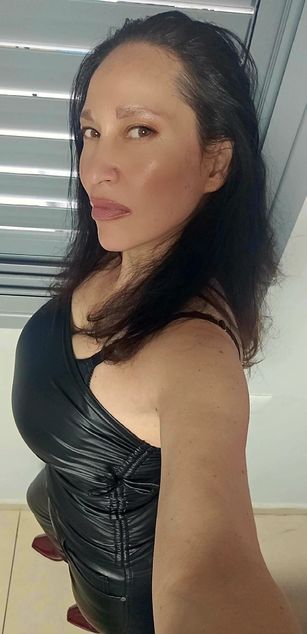 Model - MISSEMANUELL roleplay