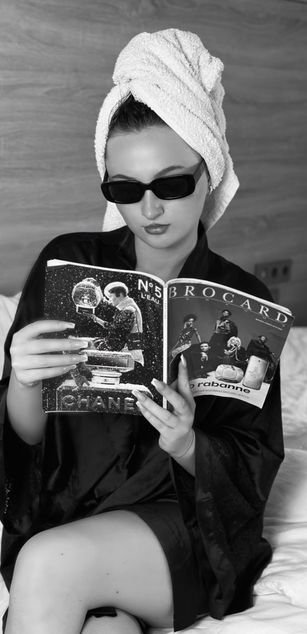 Model - Kristina bigboobs