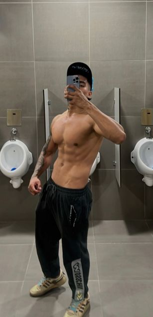 Model - Dominiofit cum