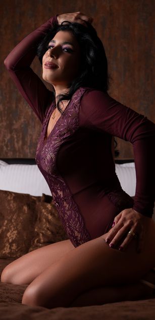 Model - CrystalVelvet blowjob