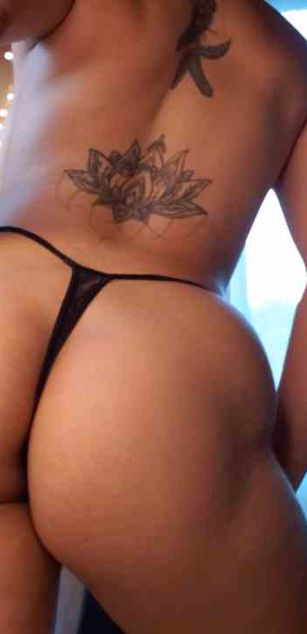 Model - DayannaSweet toys