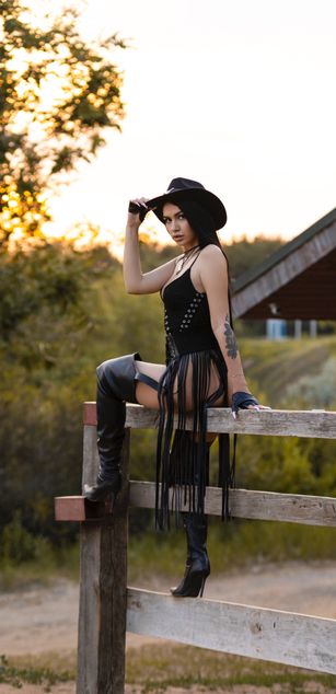 Model - Funny_Bunny fastresponse