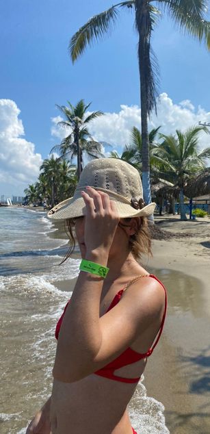 Model - KristenSt pussy