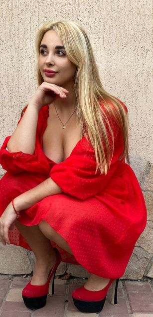 Model - Lewandowskaya legs