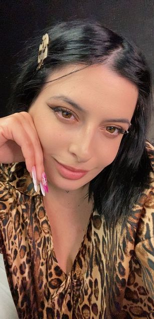 Model - TaliaTrinity boobs