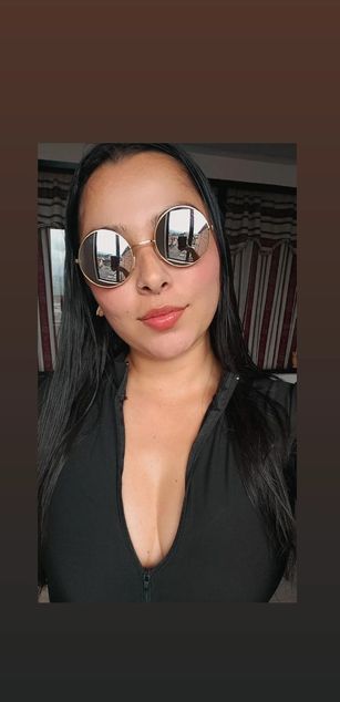 Model - Iris Moira blowjob