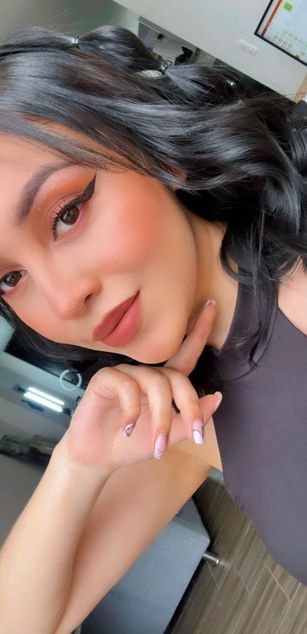 Model - Mila Grace naked