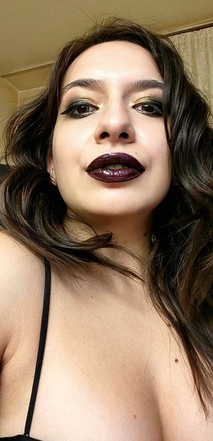 Model - YourGoddessM cuckold