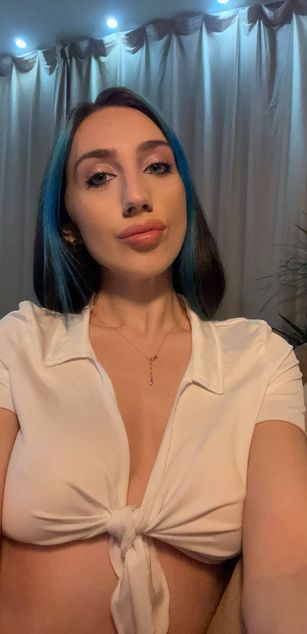 Model - TheaLane ass