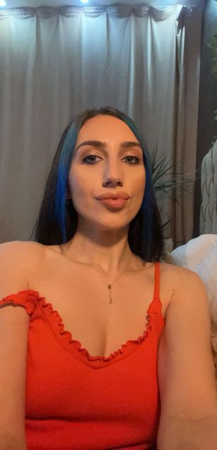 Model - TheaLane ass