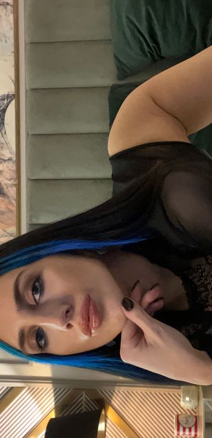 Model - TheaLane ass