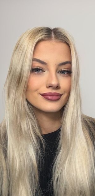 Model - Tracy fetish