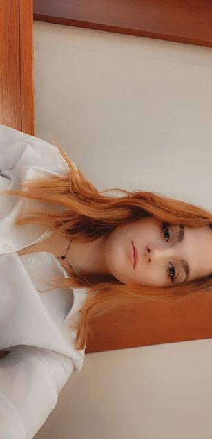 Model - Violet Syns young