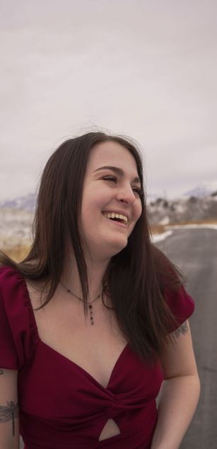 Model - Violet Syns young