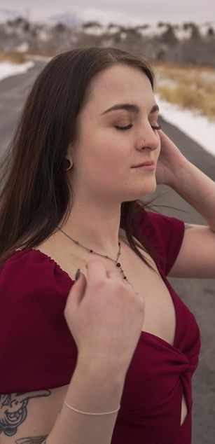 Model - Violet Syns young