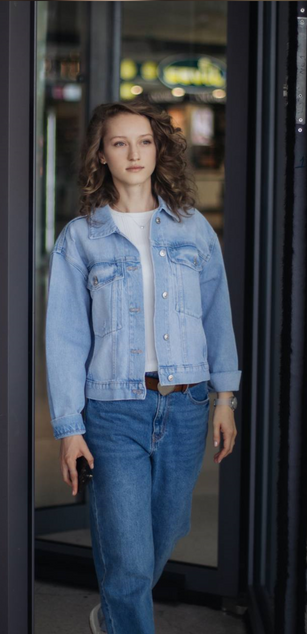 Model - Linda505 slim