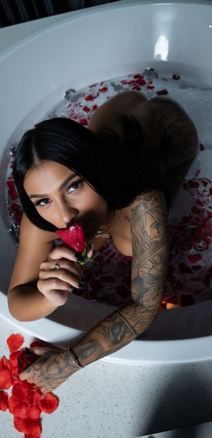 Model - FiresBomb777 blowjob