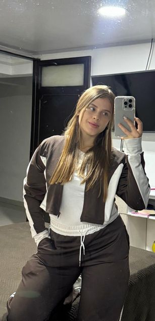 Model - HannaCutte deepthroat