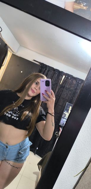 Model - HannaCutte deepthroat