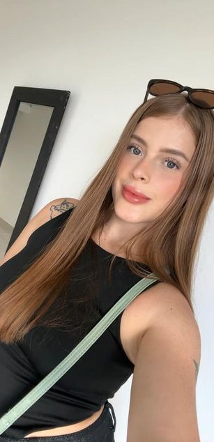 Model - HannaCutte deepthroat