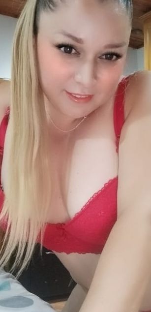 Model - NATALIA bigass