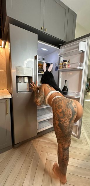 Model - FiresBomb777 blowjob