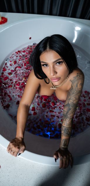 Model - FiresBomb777 blowjob