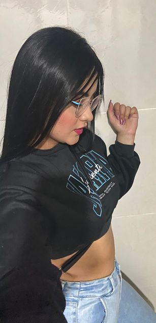 Model - Dulce_amg ass