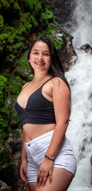 Model - Iris Moira blowjob