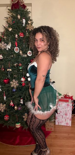 Model - Deliciosa xx petite