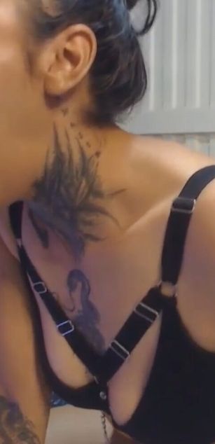 Model - Layla_Kate deepthroat