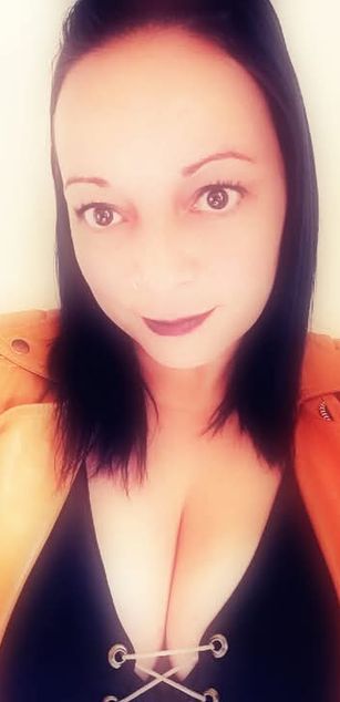 Model - SOFY TORREZ squirt