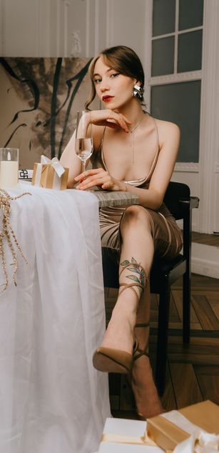 Model - Ask Audrey roleplay