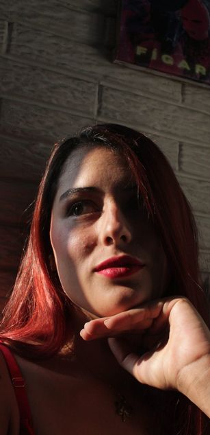 Model - CloeSweet blowjob