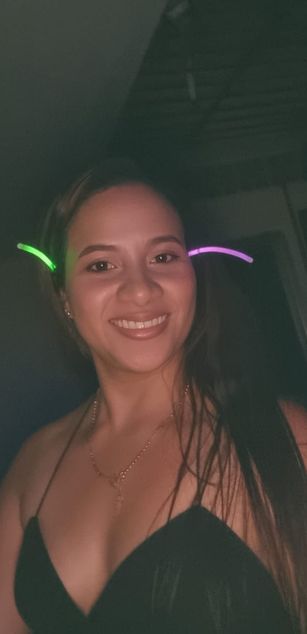 Model - Shantal Latina