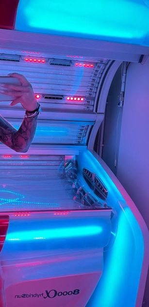 Model - IvyAnn deepthroat