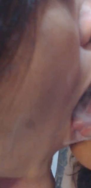 Model - Layla_Kate deepthroat