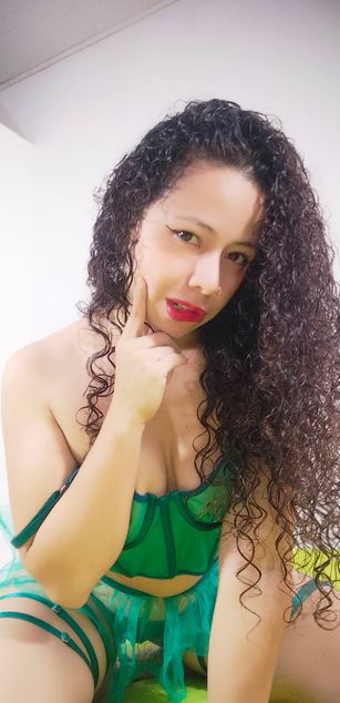 Model - Alejabianco_1 deepthroat