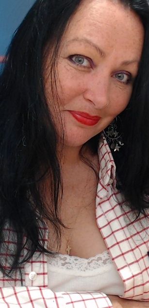 Model - BruneteBBW outfits