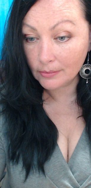 Model - BruneteBBW outfits