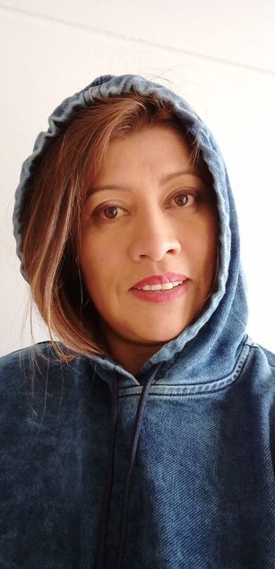 Model - SidhartaLovely COLOMBIAN