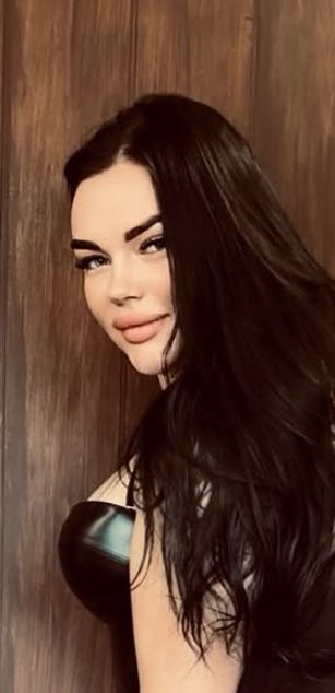 Model - qwenn88 cute