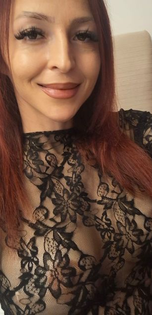 Model - CassieHilton toys