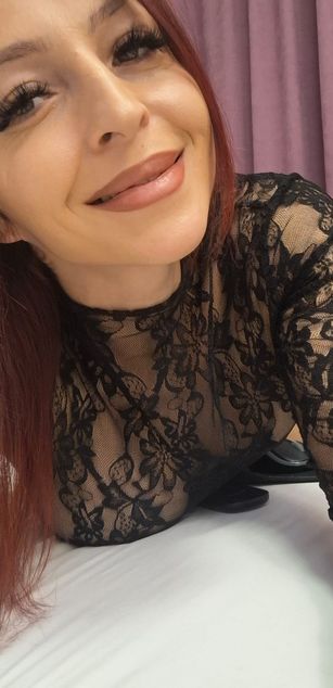 Model - CassieHilton toys