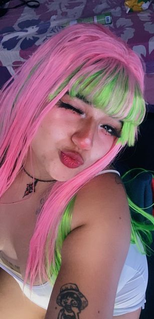 Model - Sammy420 curvy