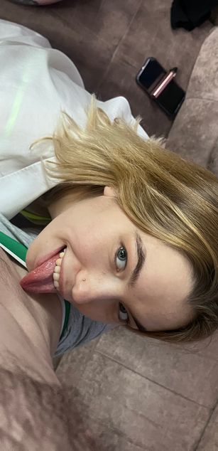 Model - Steve and Emi ass