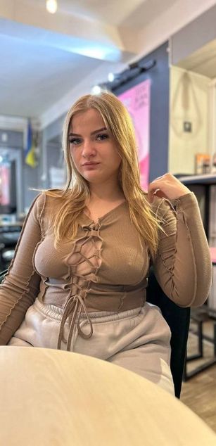 Model - KamilaStars breast