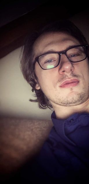 Model - claudia_and_elon curvy