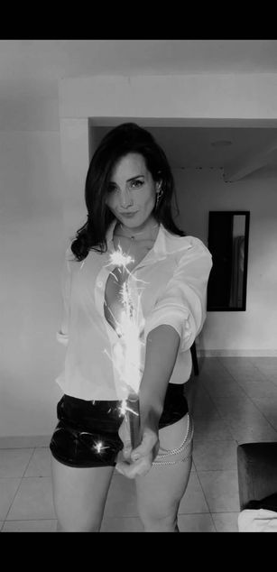 Model - Angel summers ass