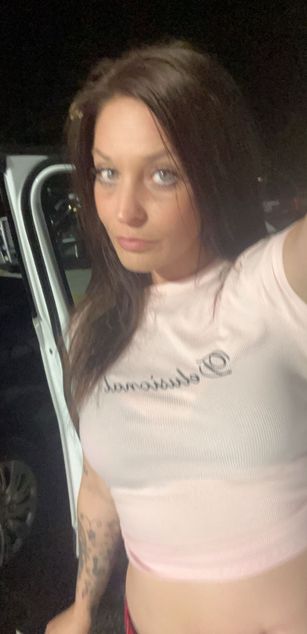 Model - Priscilla Pearl milf